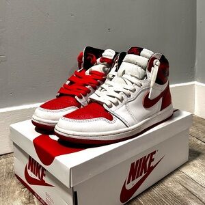 AIR JORDAN 1 HIGH